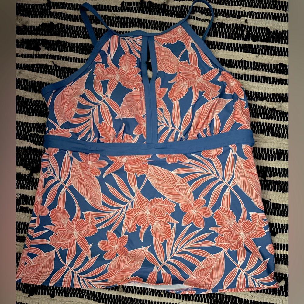 Lands End size 16, Floral Blue and Pink Women's Tankini Swim Top